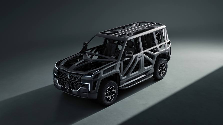 成都50仰望U8硬派越野的科技魅力，国能汽车对传统燃油车市场的冲击